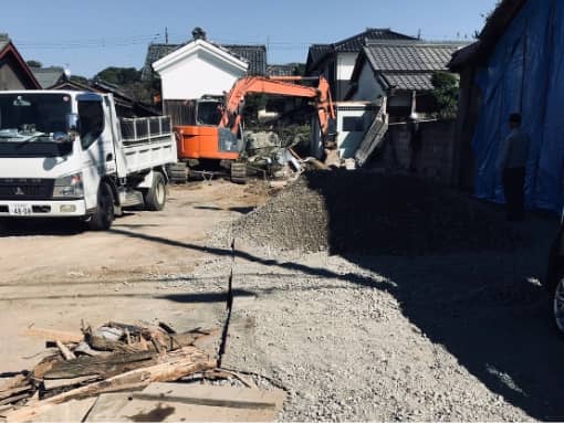土地の整地作業